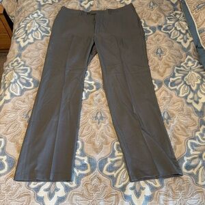 Haggar Men's Gray Dress Pants - Classic Fit 40x34 - Some Discoloration